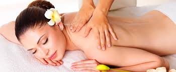 MASSAGE CHÂN VÀ TOÀN THÂN