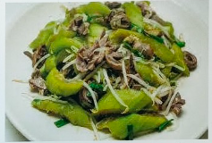 Lòng mề xào giá mướp