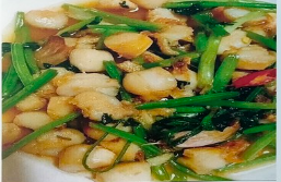 cơ trai xào cần tỏi