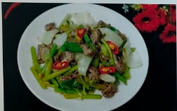 Bò xào cần tỏi