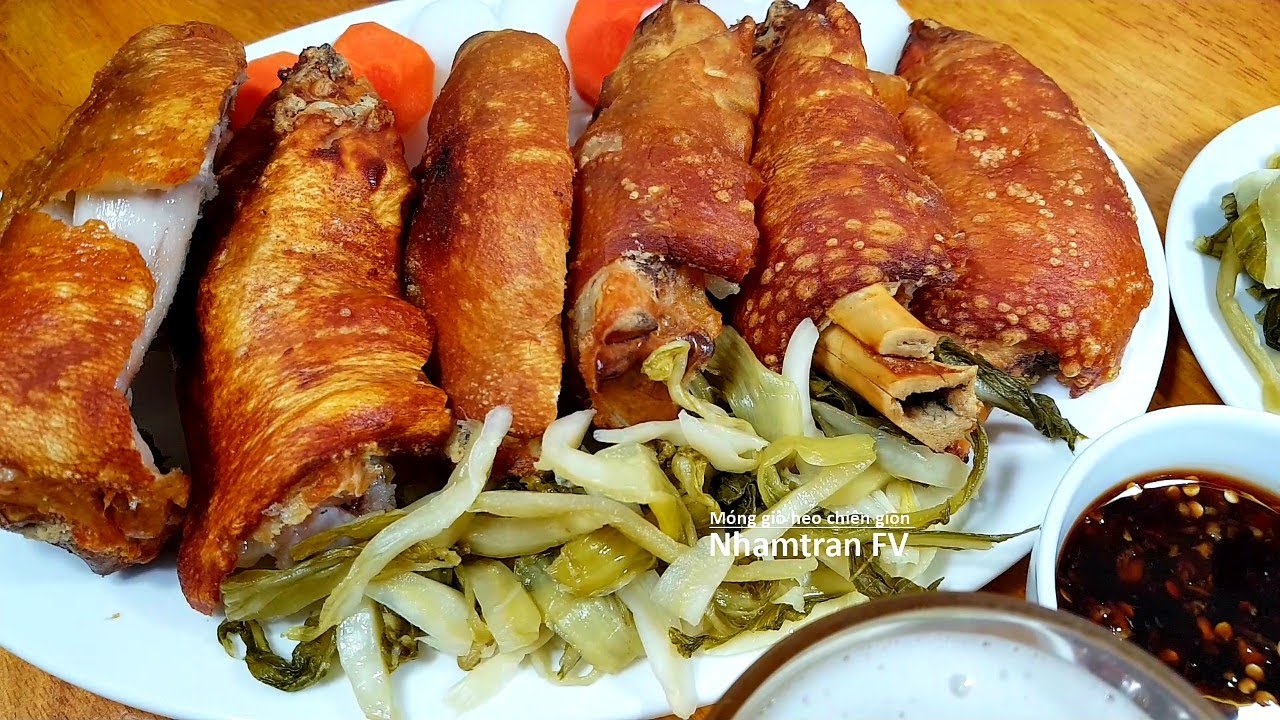Móng giò chiên