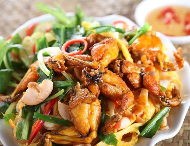 Ếch xào măng