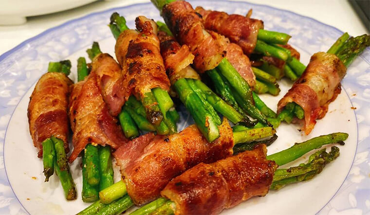 Ba Chỉ Bò Cuộn Măng Tây