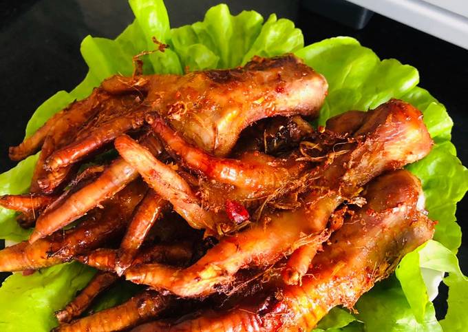 Chân gà nướng