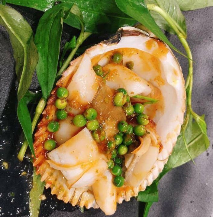 Sò điệp Nhật nướng tiêu xanh