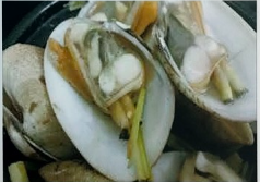 Ngao hai hấp cùi
