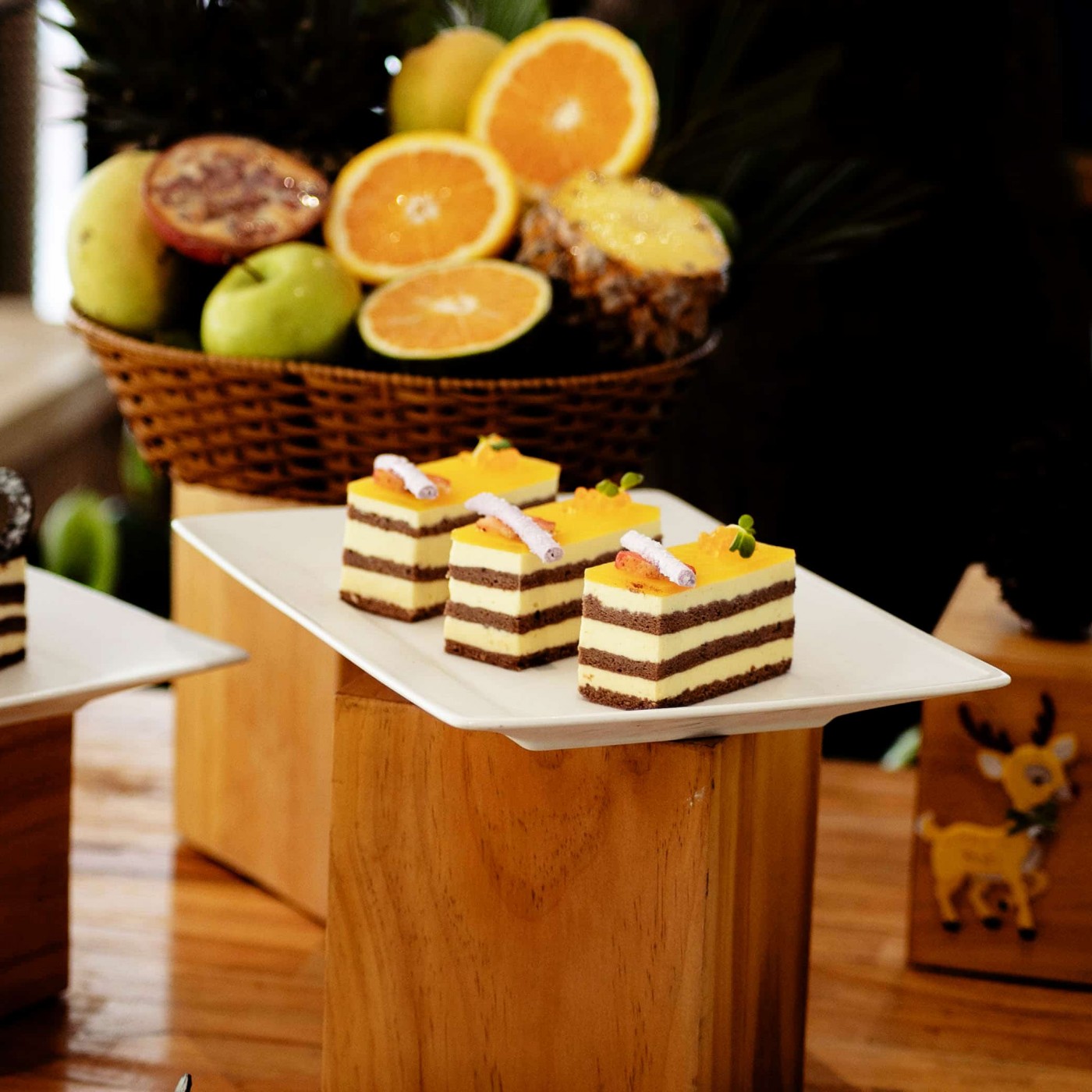 Vé Buffet tại nhà hàng Coconut Garden - Người lớn
