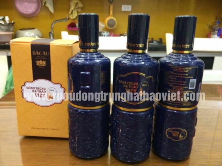 Rượu đông trùng hạ thảo chai xanh 700ml