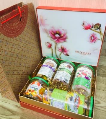Hộp quà Lộc Xuân
